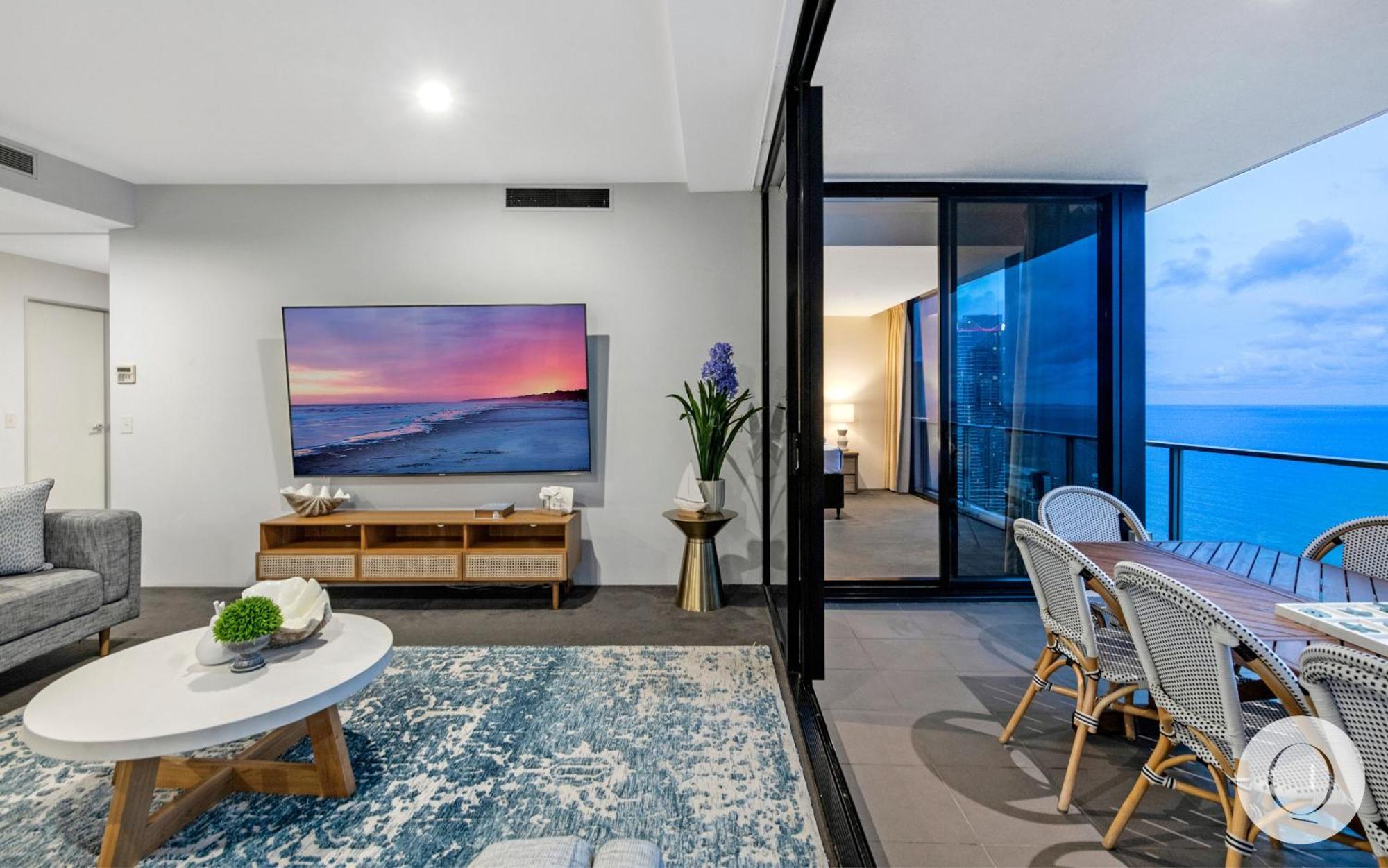 5 Bedroom Executive Sub Penthouse In The Heart Of Surfers With Full Ocean Views - Sleeps 12 - Circle On Cavill Amazing!! โกลด์โคสต์ ภายนอก รูปภาพ
